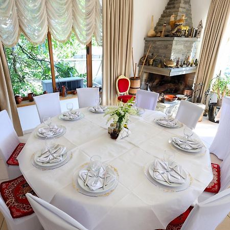 Cerenisht Hotel Kanione מראה חיצוני תמונה